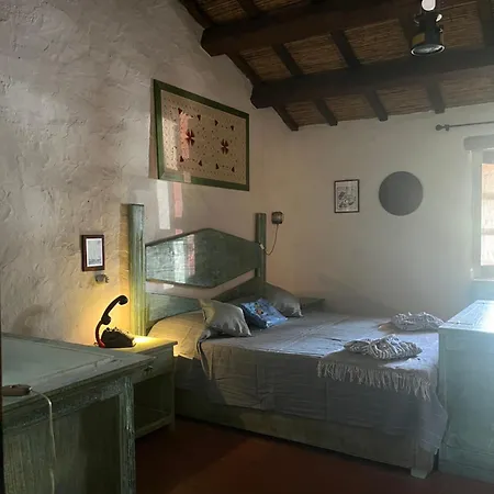 Stazzo Casa Bianco Fly Holiday home Aggius