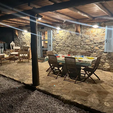 Dom wakacyjny Stazzo Casa Bianco Fly