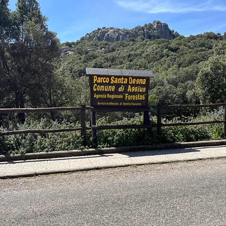 Stazzo Casa Bianco Fly Hébergement de vacances Aggius
